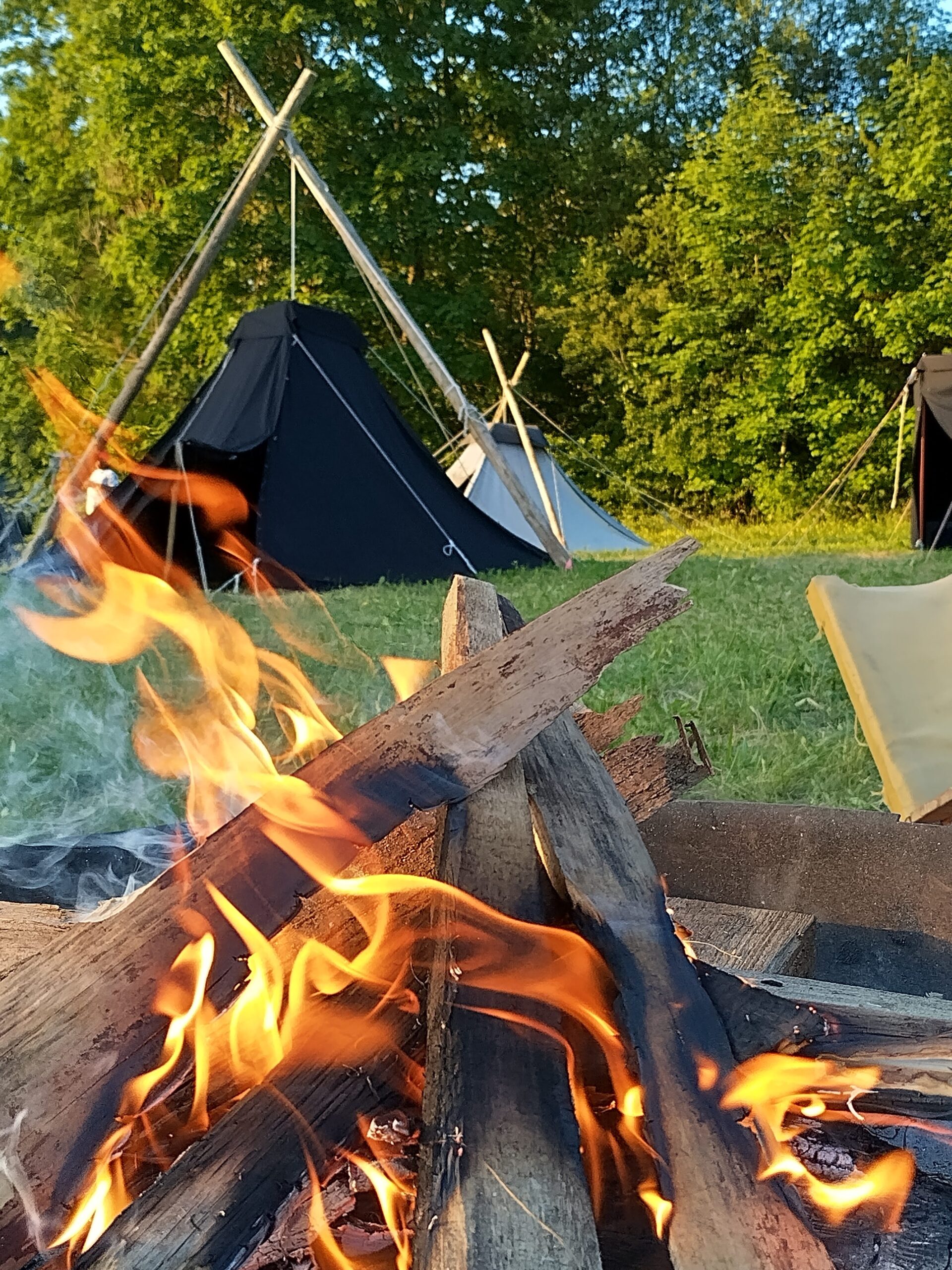 fire with tent